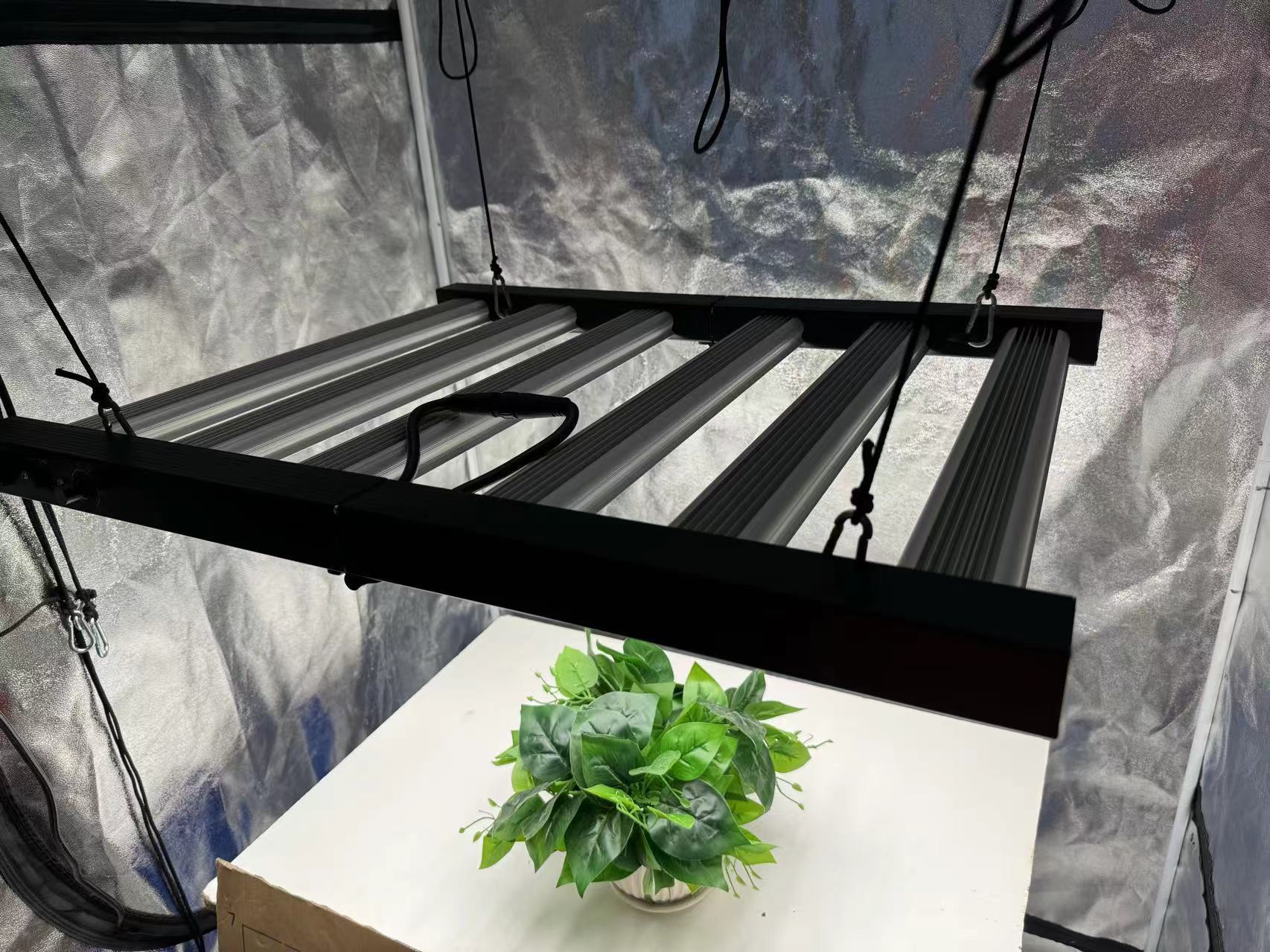 4x4 Grow Tent Complete Kit, In - огляд і ціна Grow Tent Complete Kit
